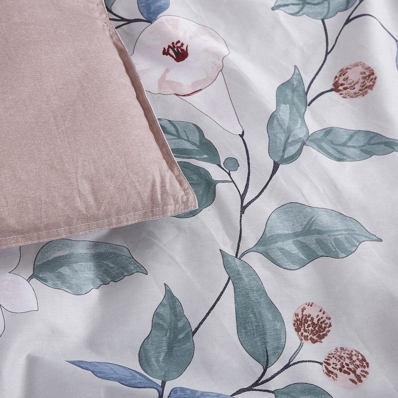 Tess Red Gray floral 100 % Cotton Reversible Comforter Set
