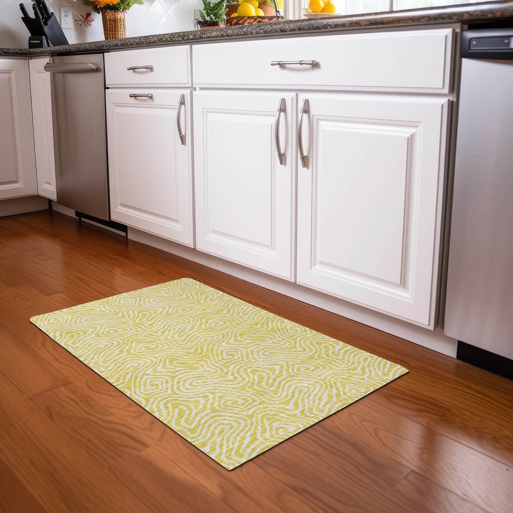 Machine Washable Indoor/ Outdoor Modern Trance Chantille Rug