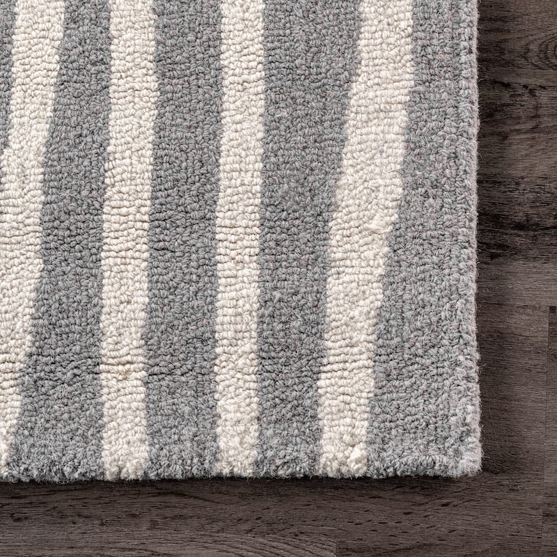 Nuloom Roxane Contempoary Striped Area Rug