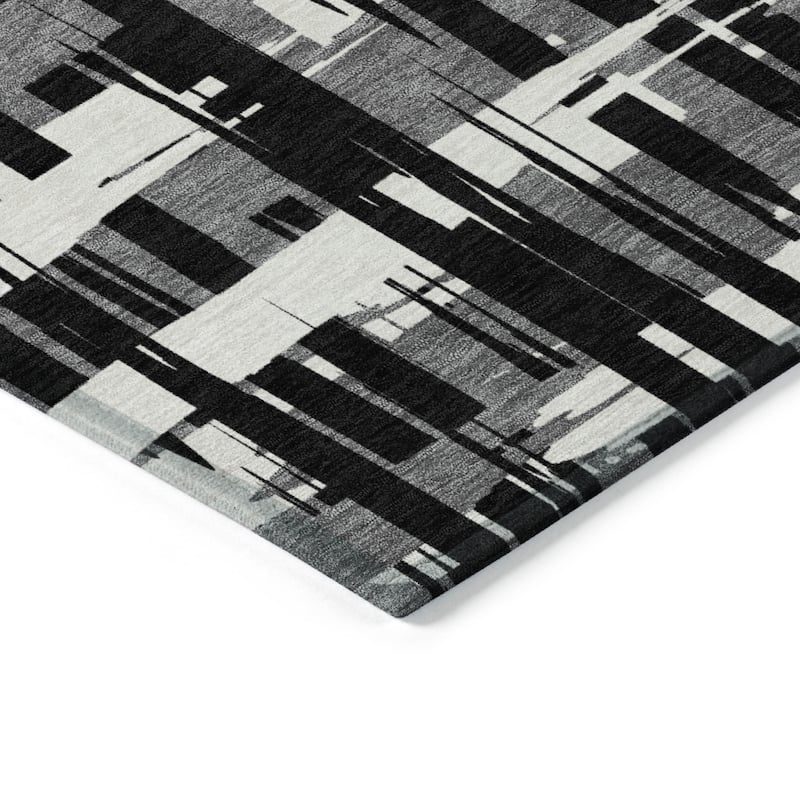 HomeRoots Striped Transitional Rectangle Outdoor Rug