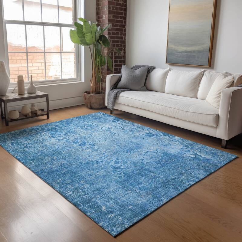 Machine Washable Indoor/ Outdoor Modern Floral Chantille Rug
