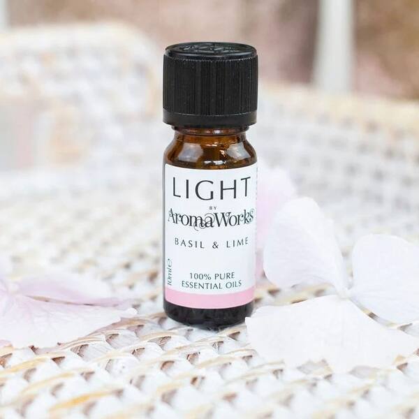 AromaWorks Basil & Lime Essential Oil 10ml AromaWorks Basil & Lime Essential Oil 10ml