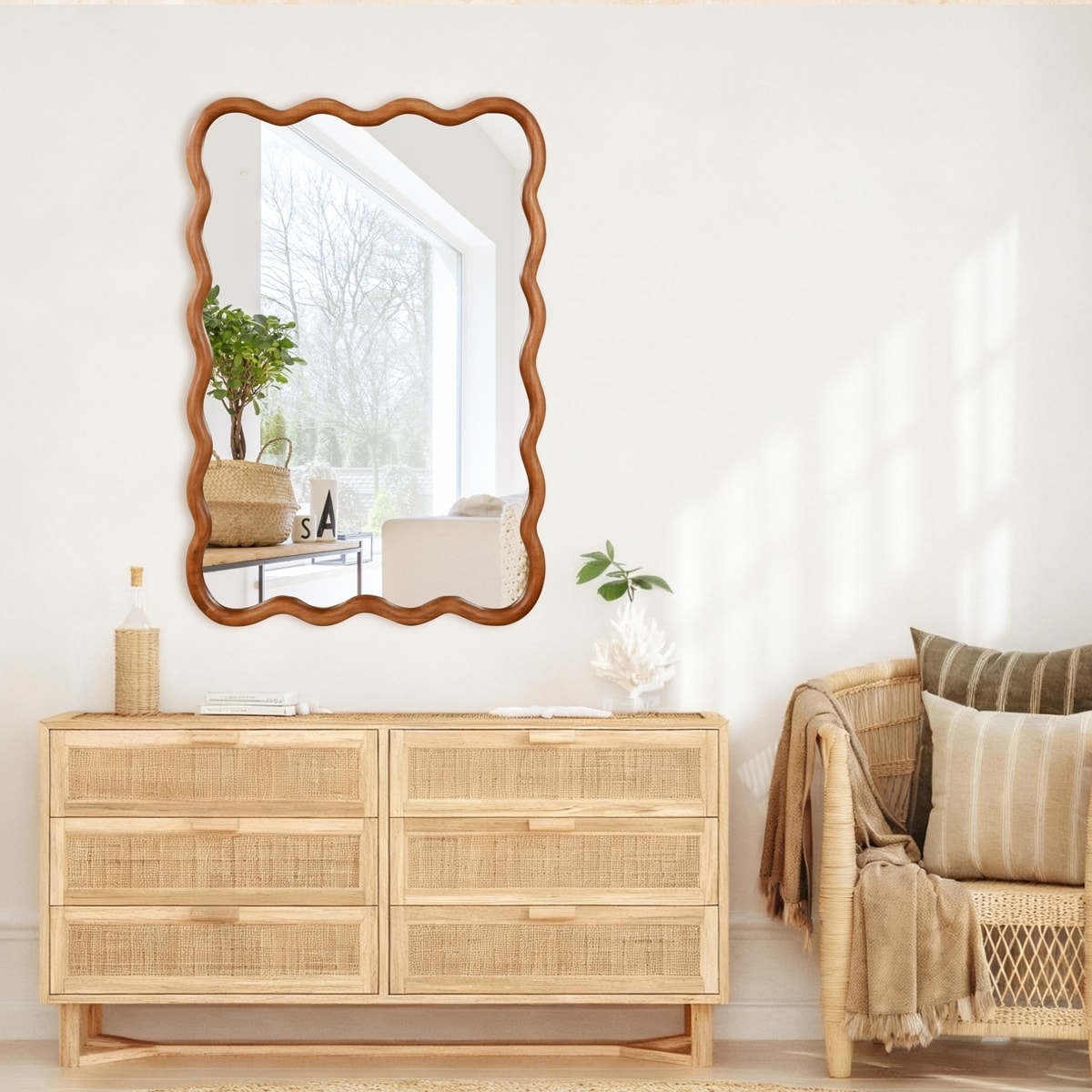Elegant Design Mirror