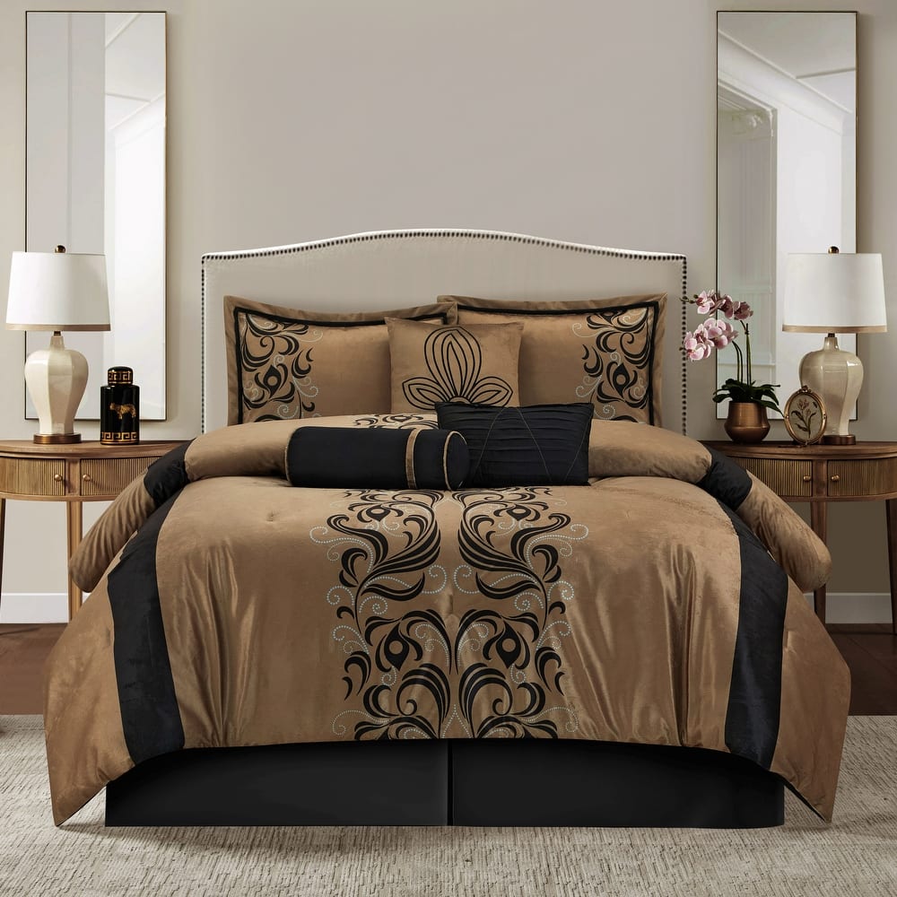 Nanshing Irma 7-piece Comforter Set