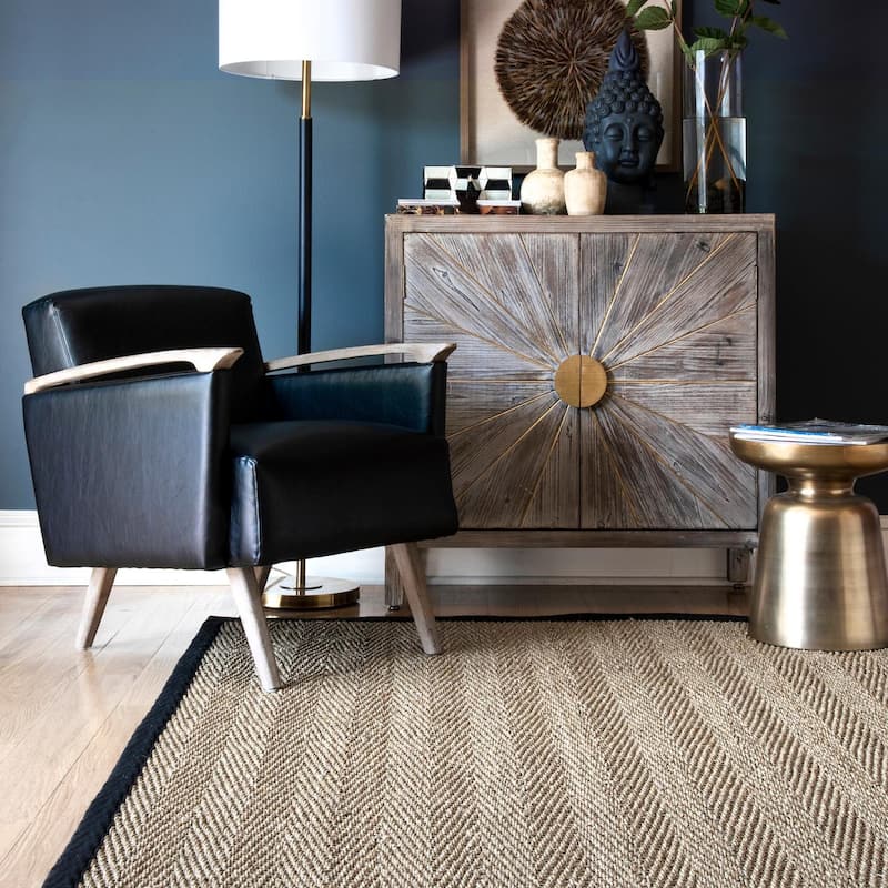 Nuloom Geometric Natural Fiber Seagrass Chevron Area Rug