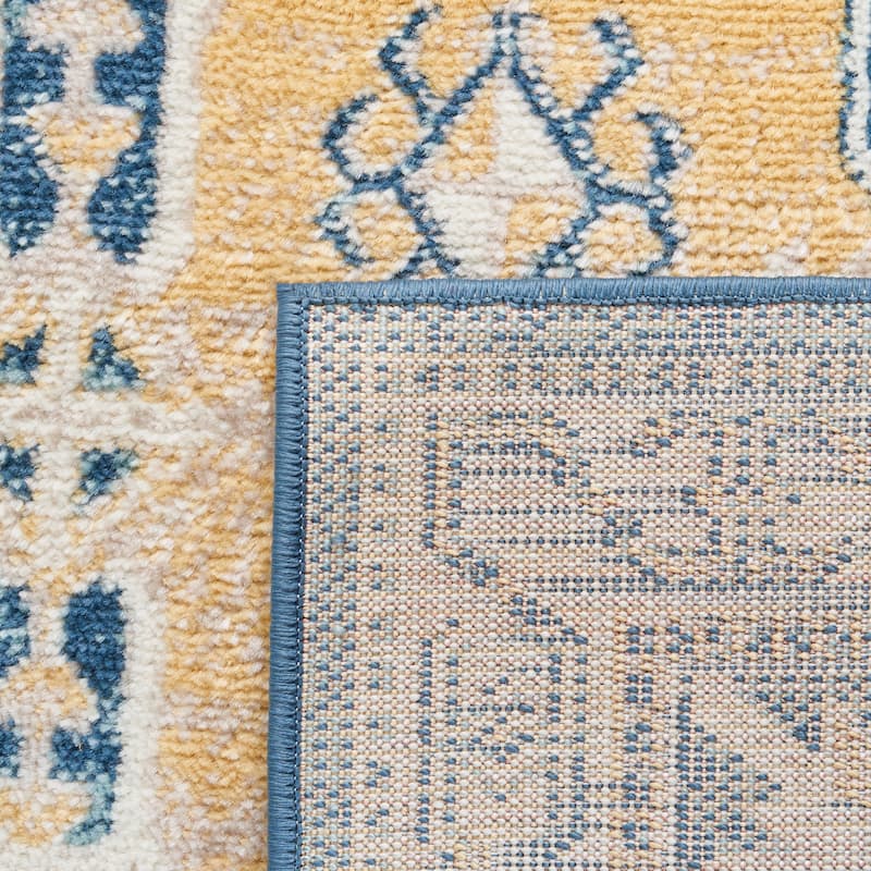 SAFAVIEH Skyler Deschka Boho Distressed Rug - Beige/Navy - 5' 5" x 7' 7"
