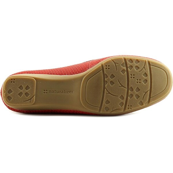 naturalizer gadget flats