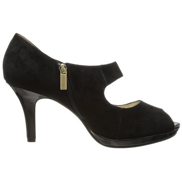 bandolino peep toe heels