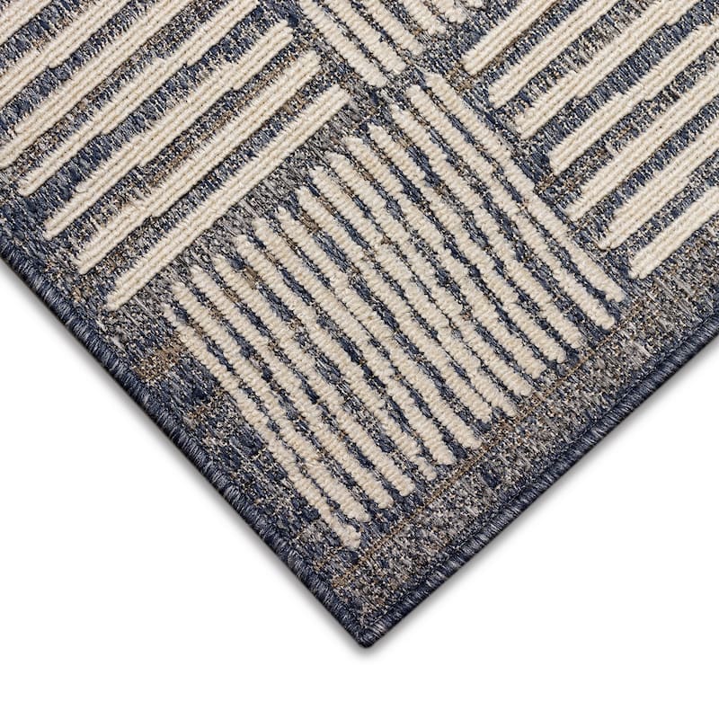 Liora Manne Cove Squares Indoor/Outdoor Rug