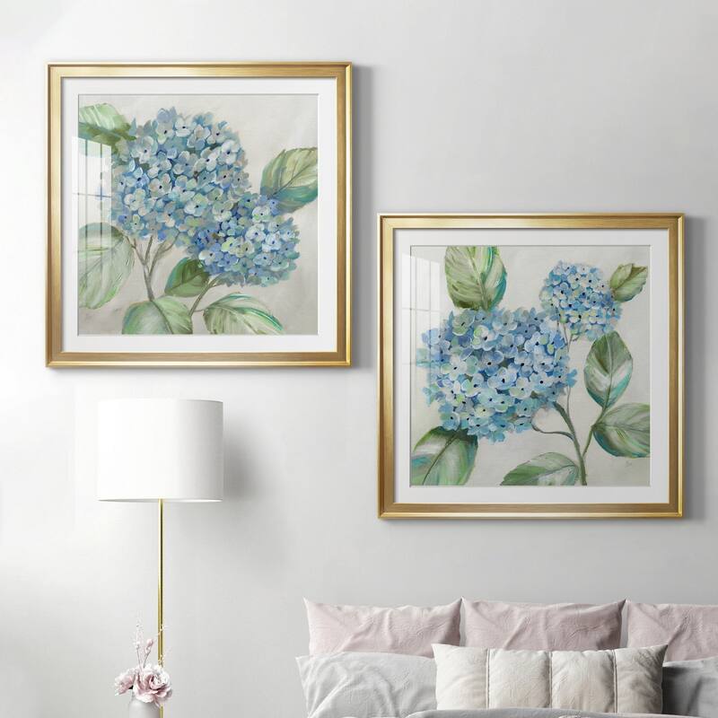 Hydrangea Beauty I Premium Framed Print - Ready to Hang