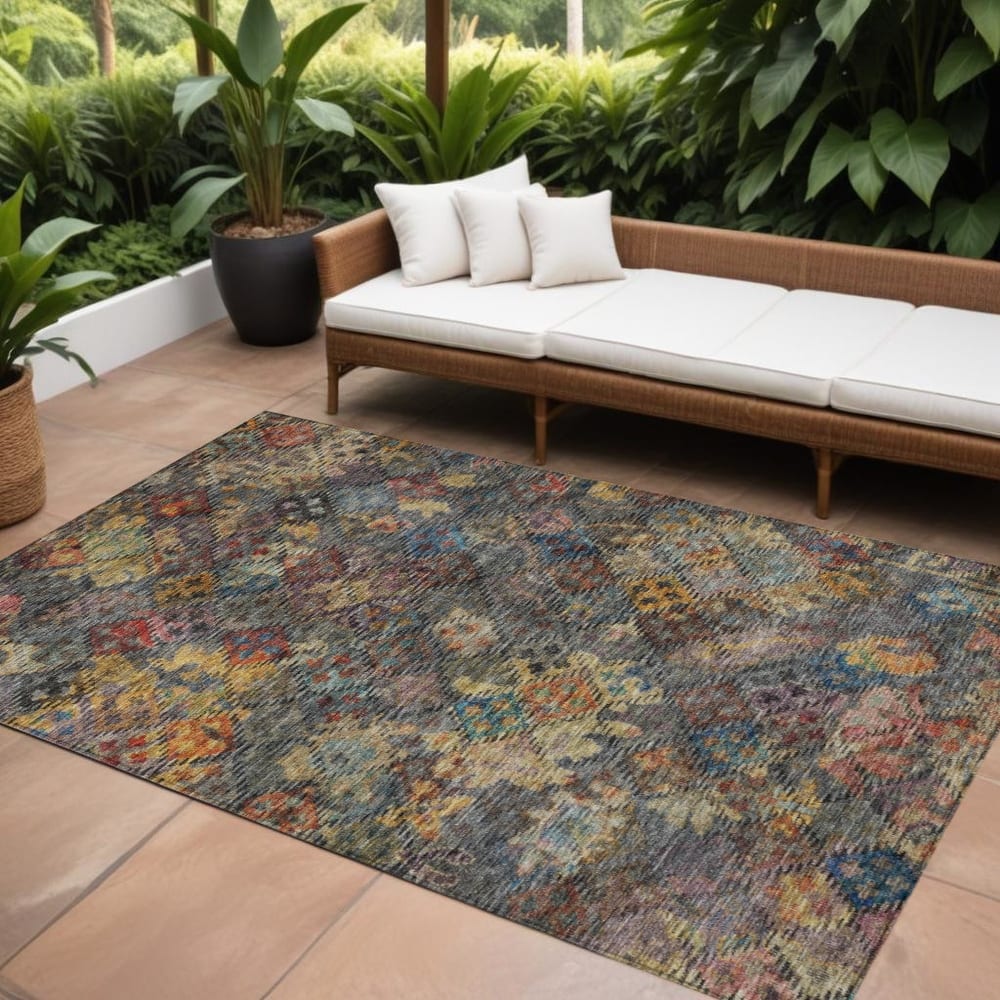 HomeRoots Floral Traditional Rectangle Outdoor Rug