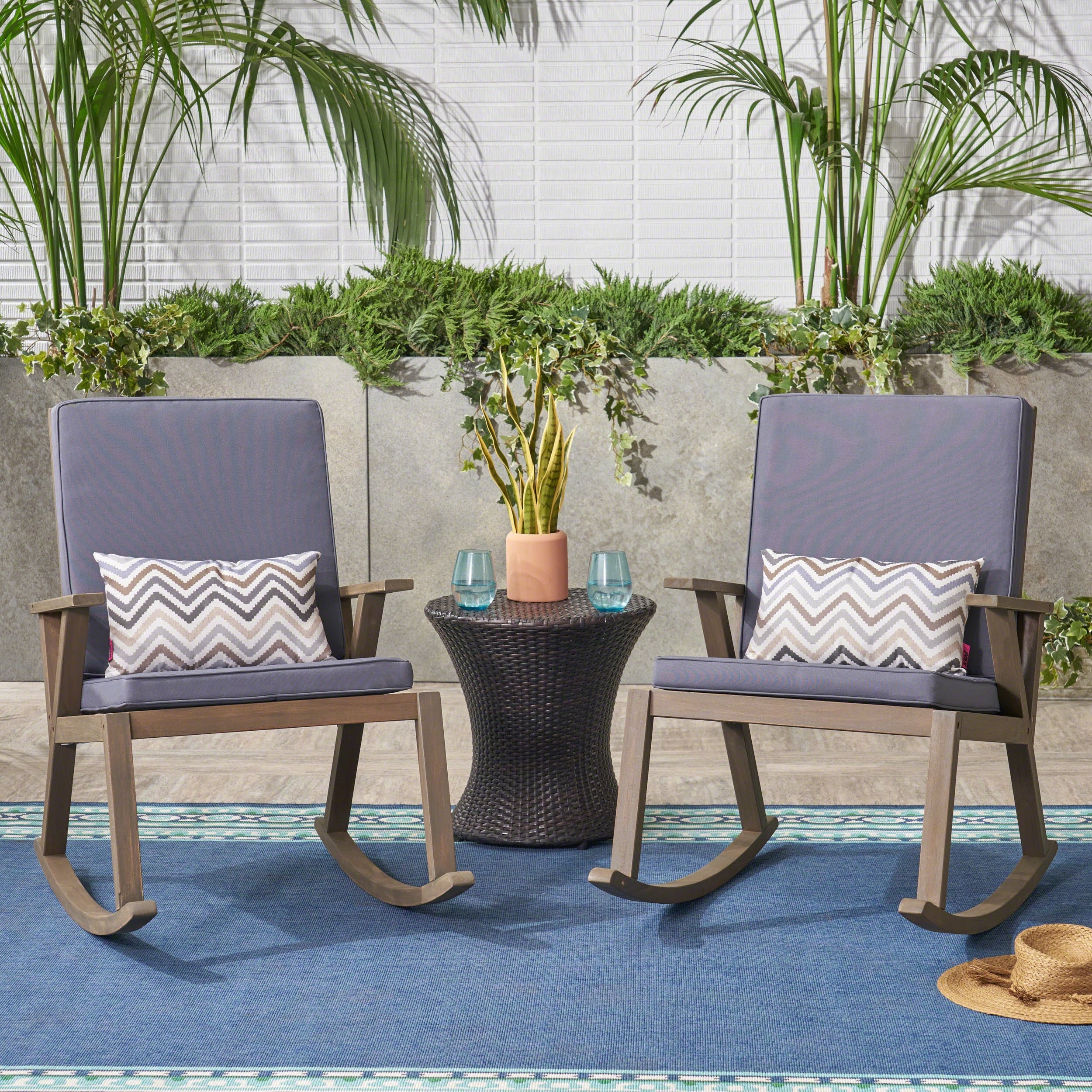 Ossu outdoor shop rocking chair