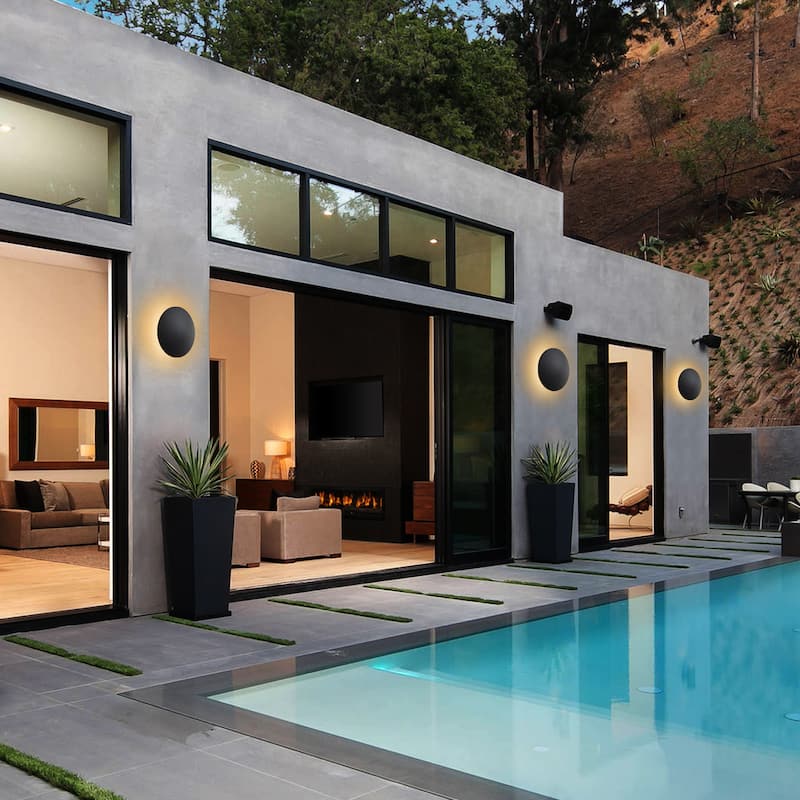 C Cattleya 2-pack Matte Black Aluminum Round Disc LED Indoor Outdoor Wall Sconce