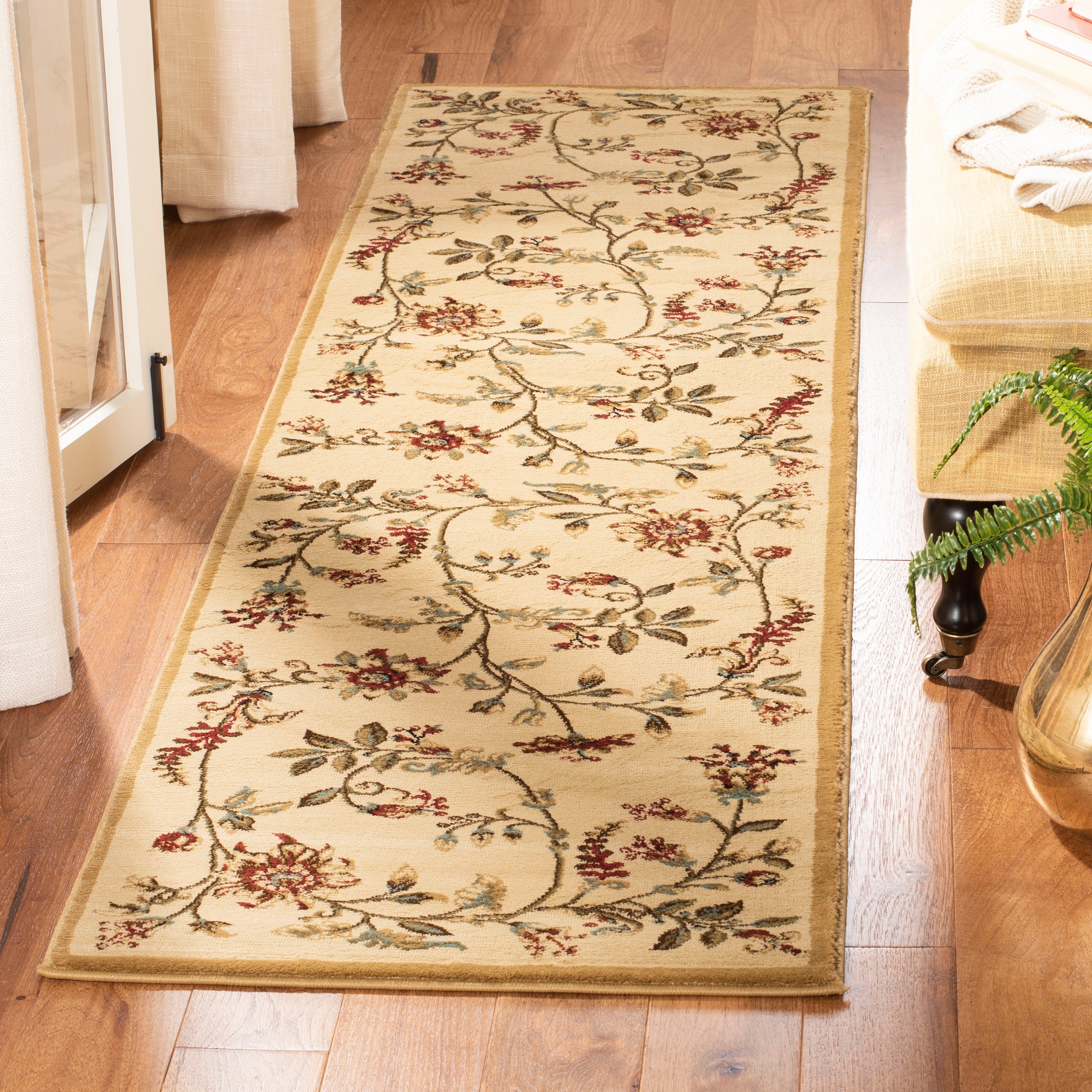 SAFAVIEH Lyndhurst Bylgja Traditional Floral Rug