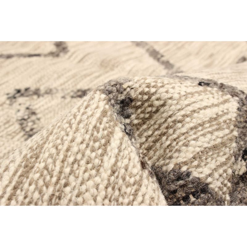 ECARPETGALLERY Hand-knotted Tangier Taupe Wool Rug - 4'11 x 7'7