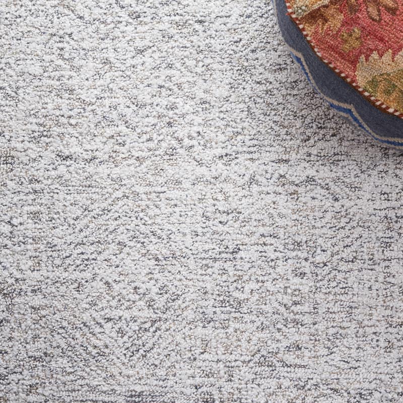 SAFAVIEH Handmade Ebony Mehseti Modern Rug