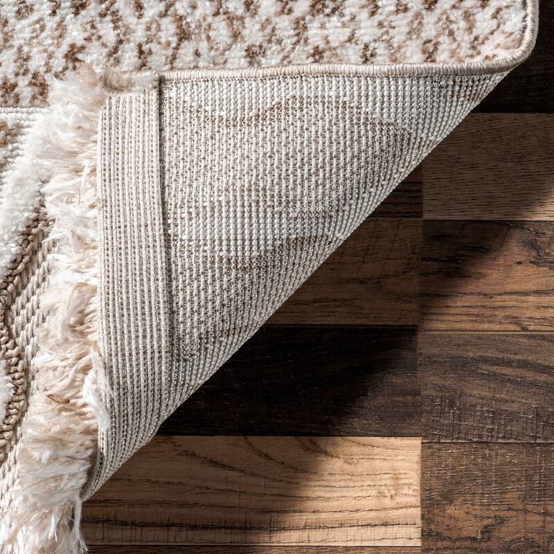 Nuloom Colleen Mixed Diamond Fringe Area Rug
