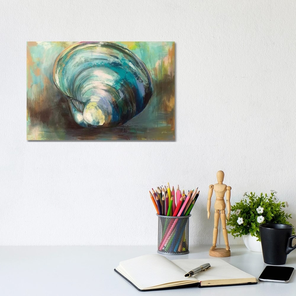 iCanvas "Solo Quahog" by Jeanette Vertentes Canvas Print