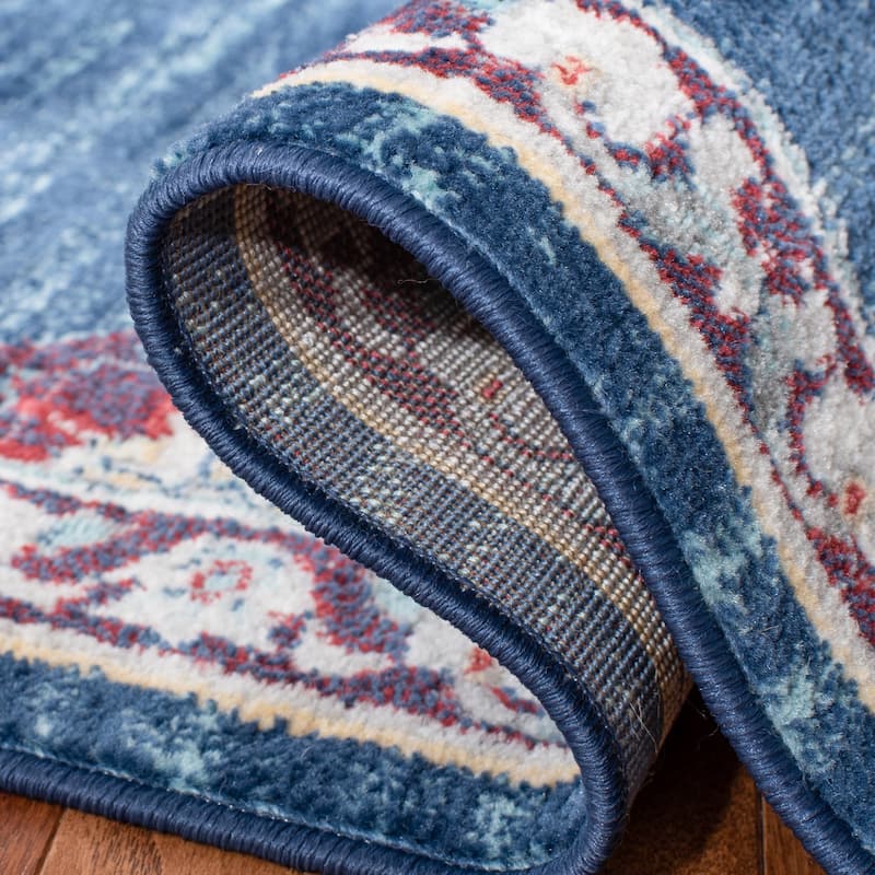 SAFAVIEH Brentwood Coralyne Traditional Oriental Rug