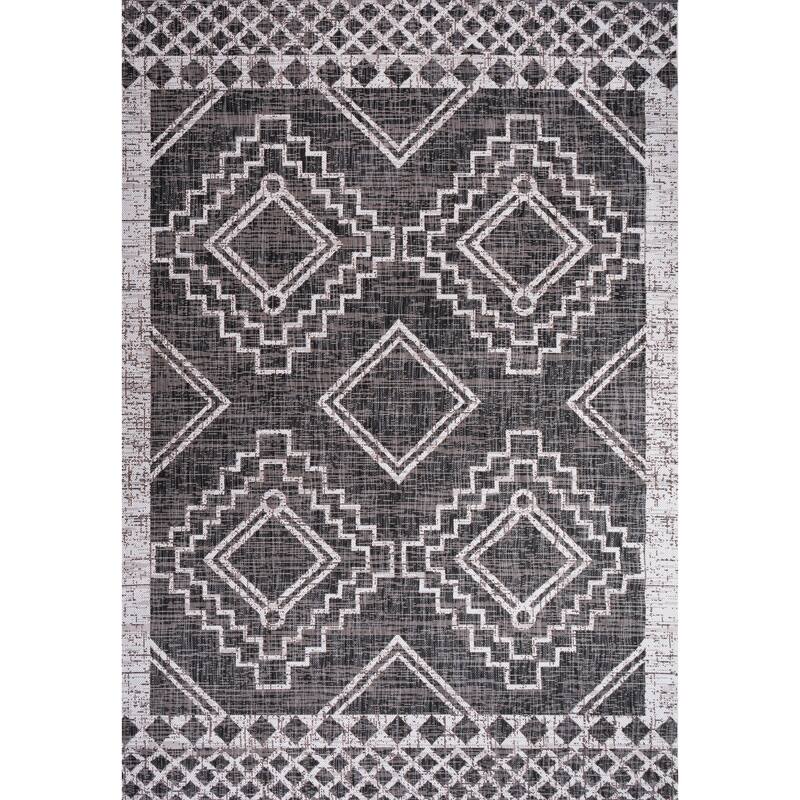 JONATHAN Y Carwa Diamond Tribal Medallion Indoor/Outdoor Area Rug - 4 X 6 - Black/Ivory