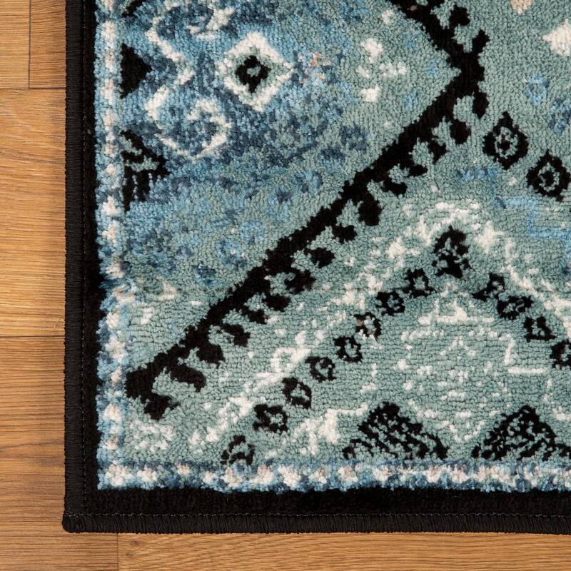 Superior Bohemian Geometric Diamonds Indoor Area Rug