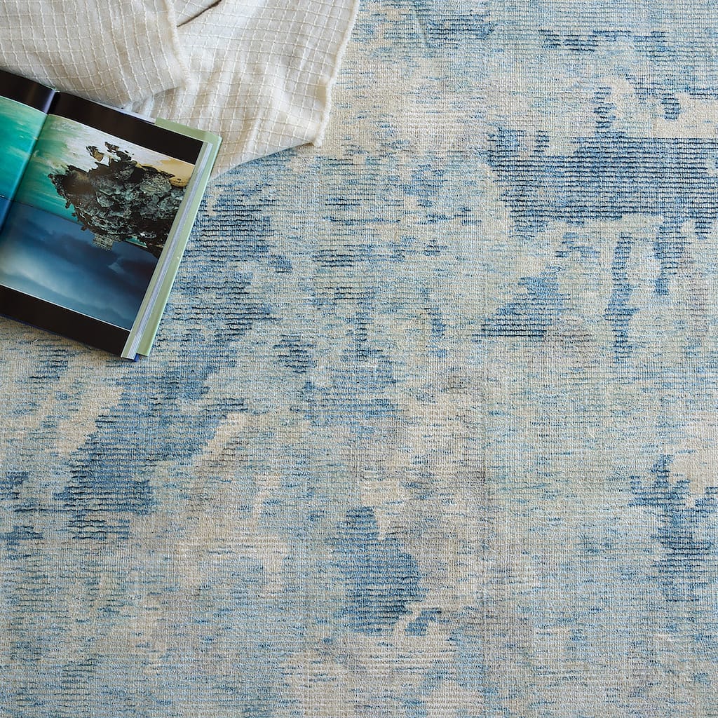 EXQUISITE RUGS Mineral Hand-loomed Wool/Bamboo Silk Blue Area Rug.