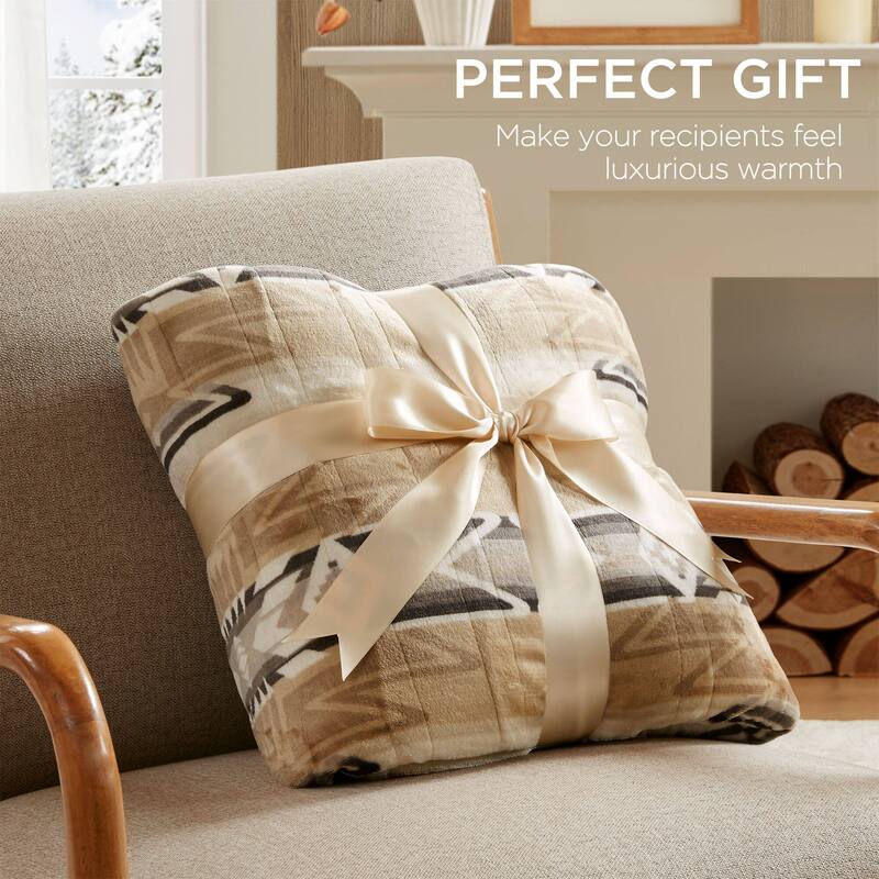 Woolrich Print Plush to Sherpa Heated Throw