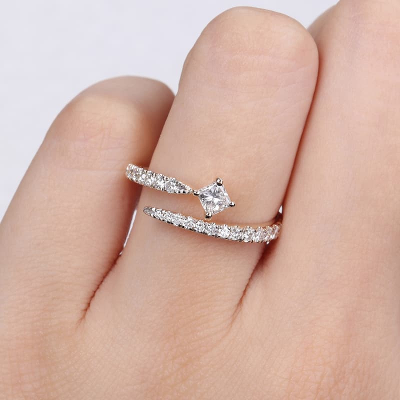 Miadora 5/8ct TDW Princess-Cut Diamond Semi-Eternity Ring in 14k Yellow Gold