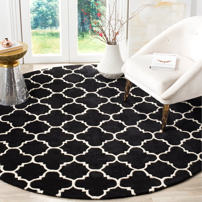 SAFAVIEH, Handmade Chatham Caisa Modern Moroccan Wool Rug - 7' Round - Black/Ivory