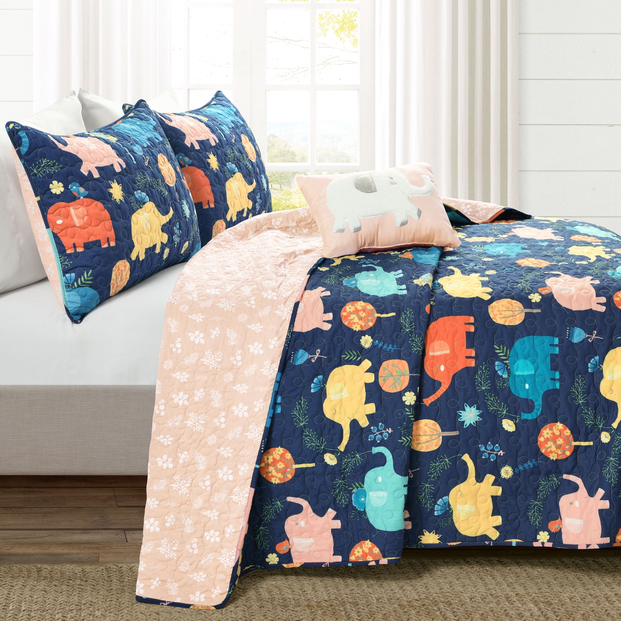 Lush Decor Hygge Elephant Quilt Set