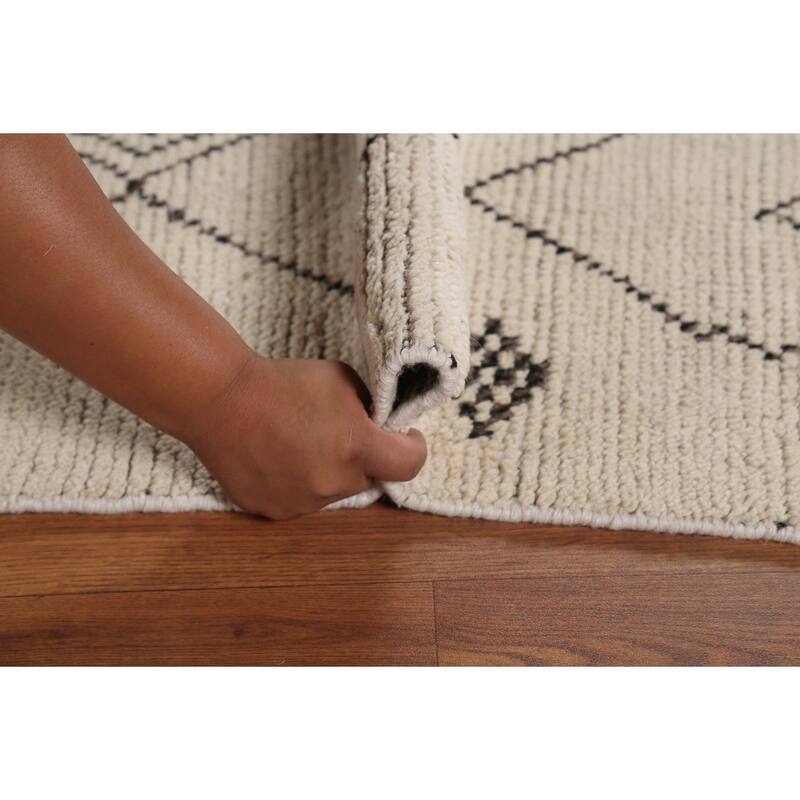 Trellis Moroccan Area Rug Hand-Knotted Geometric Beige Wool Carpet - 5'1"x 8'8"