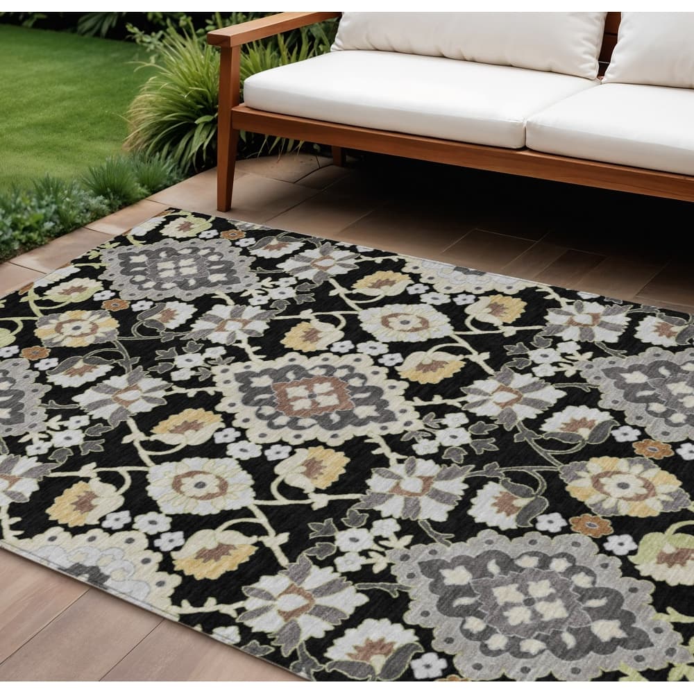 HomeRoots Oriental Traditional Rectangle Outdoor Rug