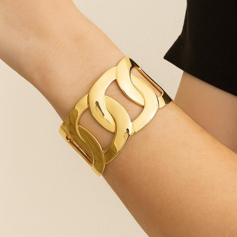 Curb Link Open Bangle Bracelet - Gold