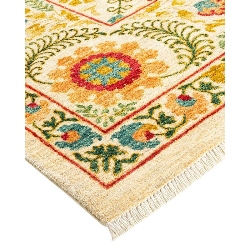 Overton Handknotted Wool Vintage Inspired Contemporary Suzani Ivory Area Rug - 17' 10" x 11' 10"