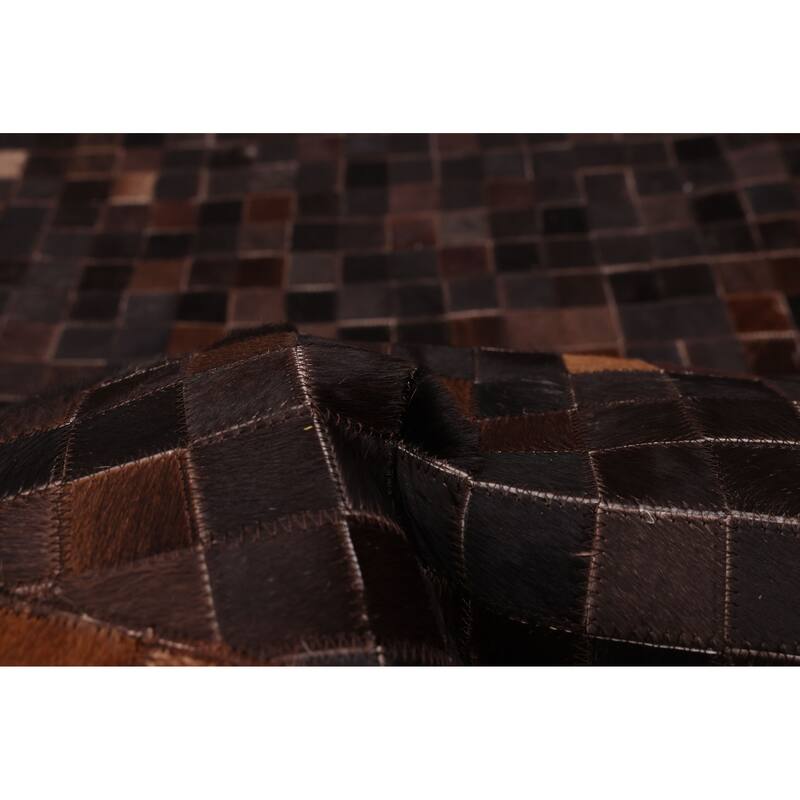 ECARPETGALLERY Handmade Cowhide Patchwork Dark Brown Leather Rug - 7' x 7'