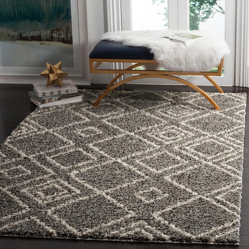 SAFAVIEH Arizona Shag Eyvor 1.2-inch Thick Rug - 9' x 12' - Brown/Ivory
