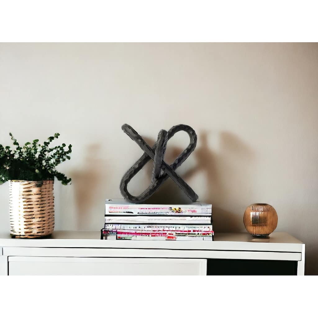 HomeRoots 10" Black Metal Chain Link Tabletop Sculpture