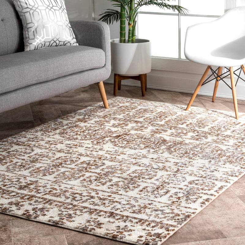 Nuloom Transitional Vintage Lavish Mayen Ombre Damask Area Rug