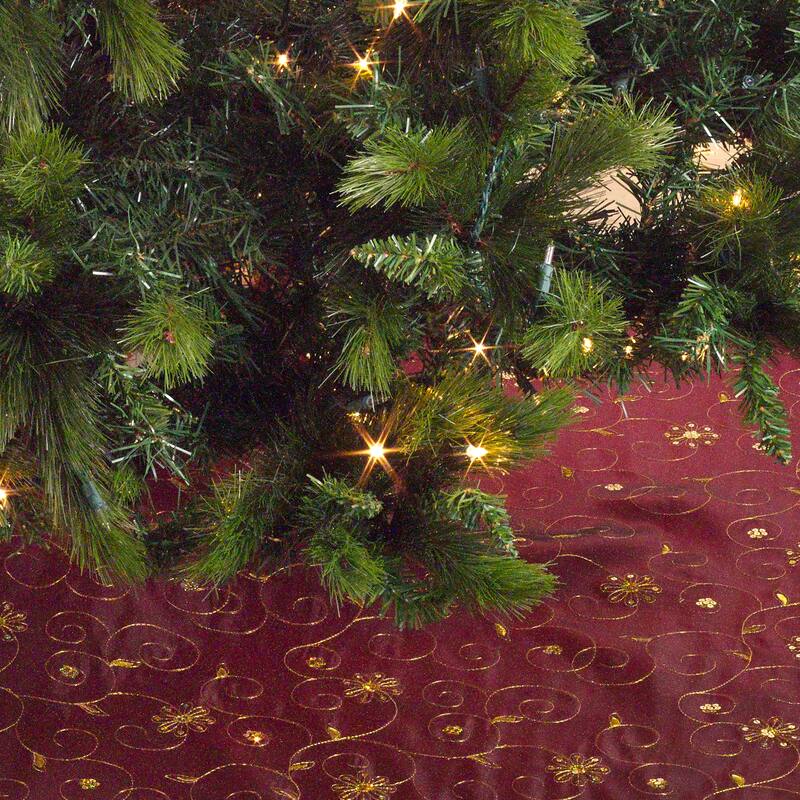 Embroidered Tree Skirt With Sequined Design