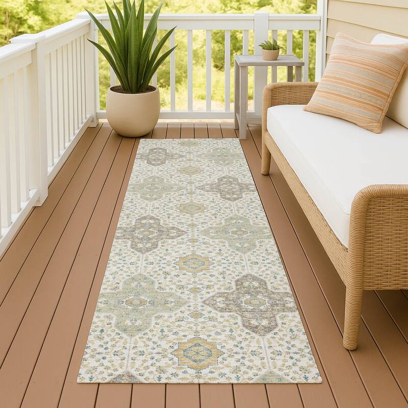 Machine Washable Indoor/ Outdoor Traditional Columbus Chantille Rug - Ivory - 2'3" x 7'6"