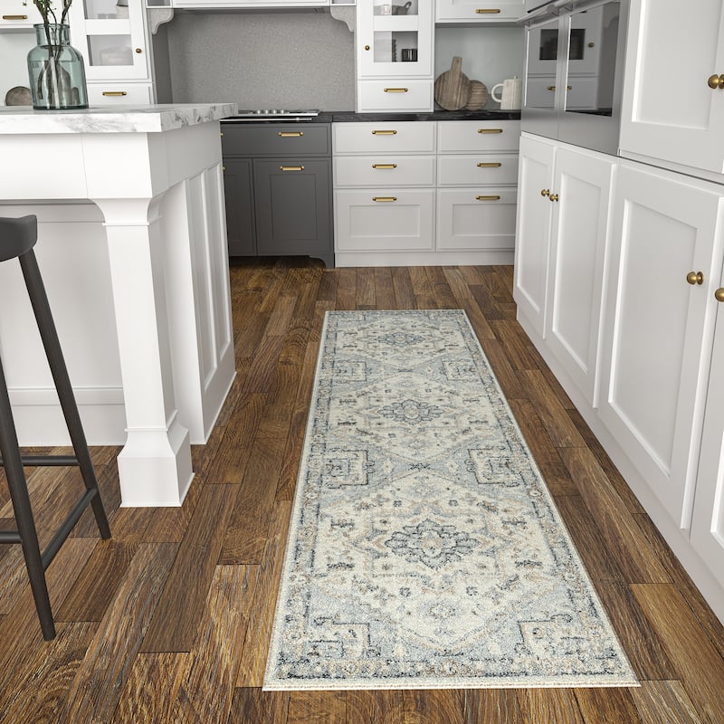 Tucson Classic Oriental Indoor Area Rug - 2'3'' x 7'3'' - Cream/Cream