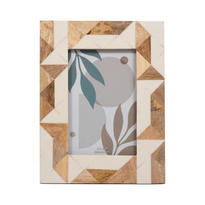 Decorative Photo Frame Contemporary Resin Wood Brown and White Geometric Design Picture Frame Home or Office