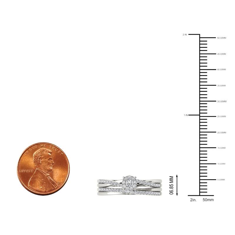 1/4ct TDW Diamond Cluster Bridal Set in 10K Gold for Women