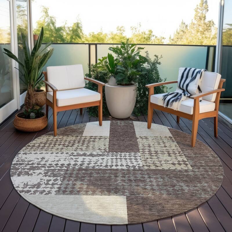 Machine Washable Indoor/ Outdoor Modern Blocks Chantille Rug - Brown - 8' x 8'