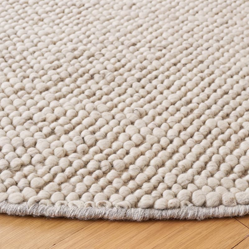 SAFAVIEH Handmade Natura Eduina New Zealand Wool Rug