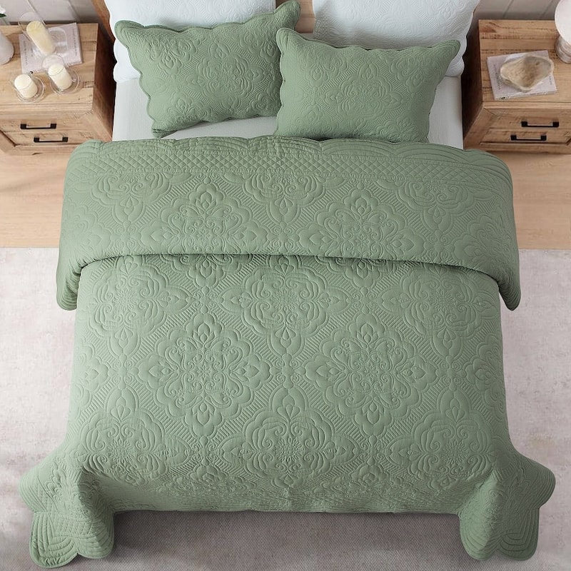 Wholinens Scalloped Edge Washed Microfiber Embroidered Damask Quilt Set 3 Pieces