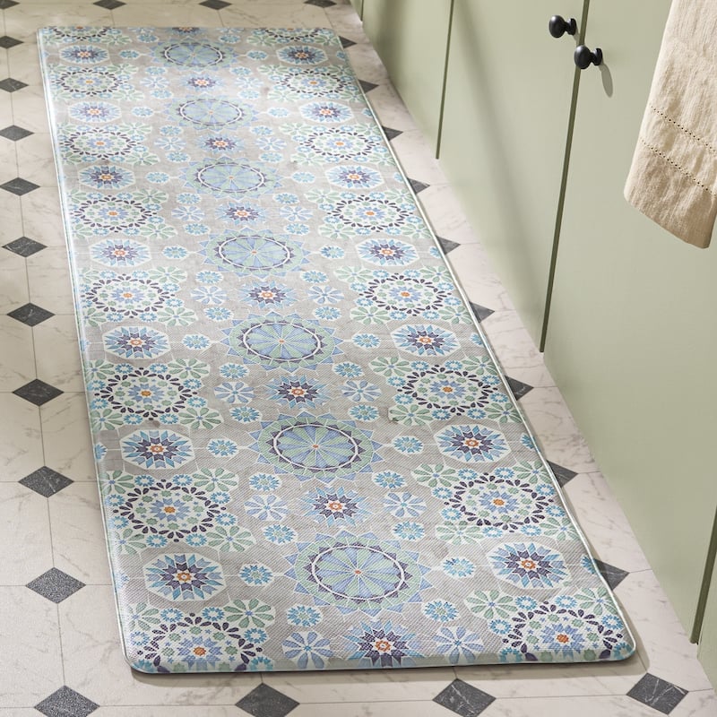 SAFAVIEH Kitchen Mat Giti Non-Slip PVC Kitchen Floor Area Rug - Ivory/Blue - 1'6" x 5'