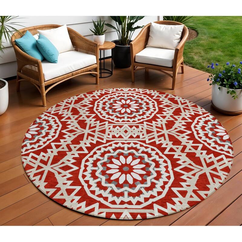 HomeRoots Floral Medallion Transitional Rectangle Outdoor Rug - 8' Round