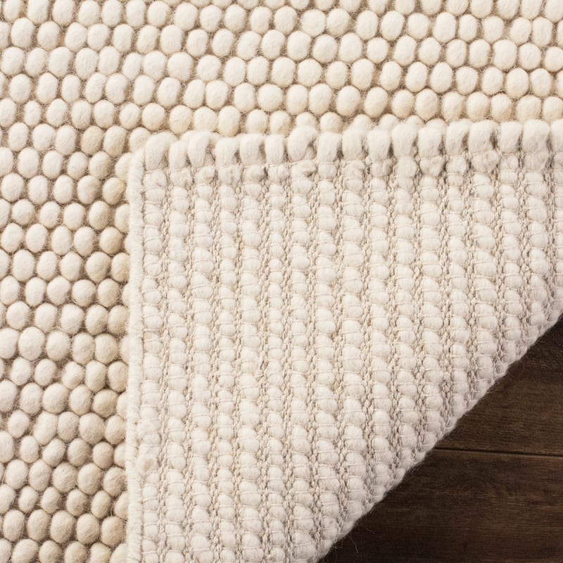 SAFAVIEH Handmade Natura Gonnie Wool Rug