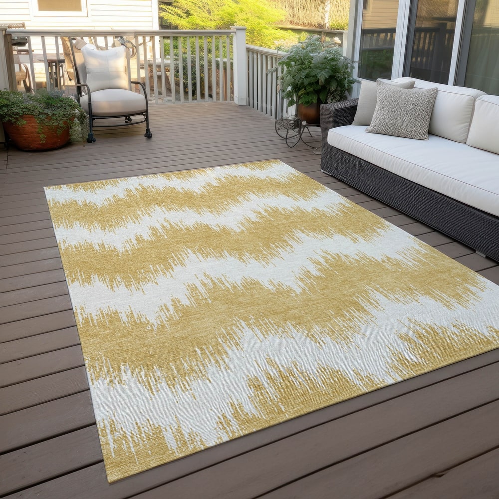 Machine Washable Indoor/ Outdoor Chantille Modern Chevron Rug